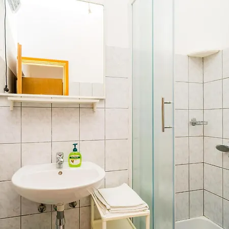Apartment Beautiful In Zaton Mali Zaton (Dubrovnik-Neretva)